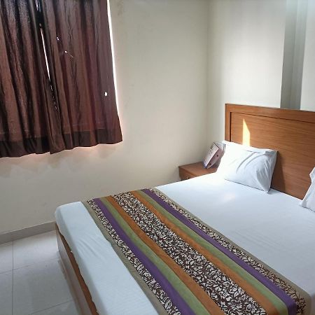 Hotel Star Light Nuova Delhi Esterno foto